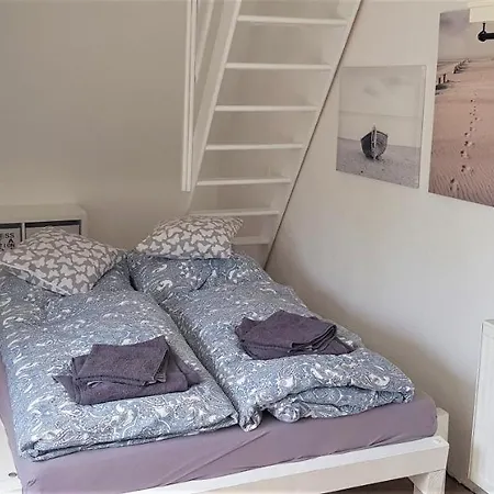 Huus Bi De Au